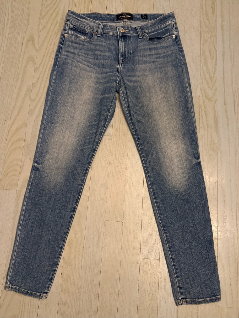 💗LUCKY BRAND SKINNY JEANS💗